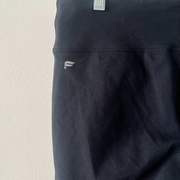Fabletics Ankle Crop Leggings Mid Rise Black Mesh Animal Print Size Medium - Picture 5 of 5